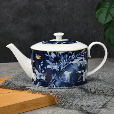 Dark Mizuki Porcelain Teapot 37 oz.