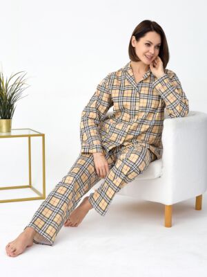 Checked Long Sleeved Cotton Flannel Pajama Set for Women