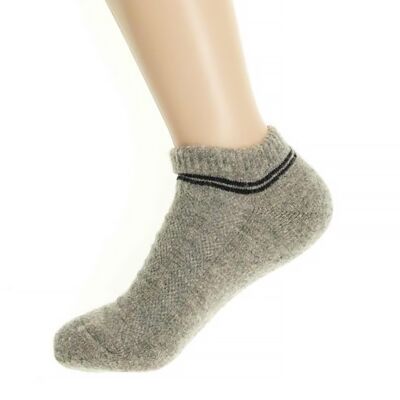 Women&#039;s Woolen Ankle Socks in Size 23-25 / 8-9 (color: gray)