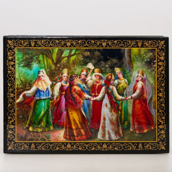 Circle Dance Lacquer Box