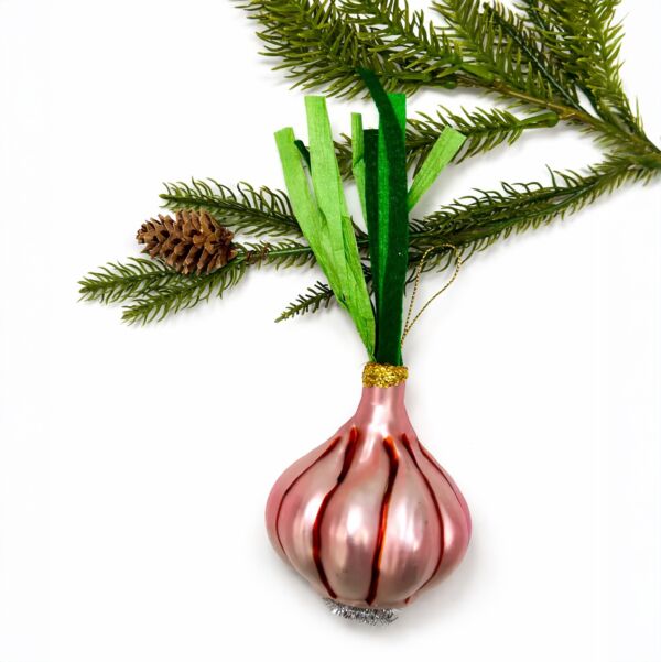 Garlic Glass Christmas Tree Ornament
