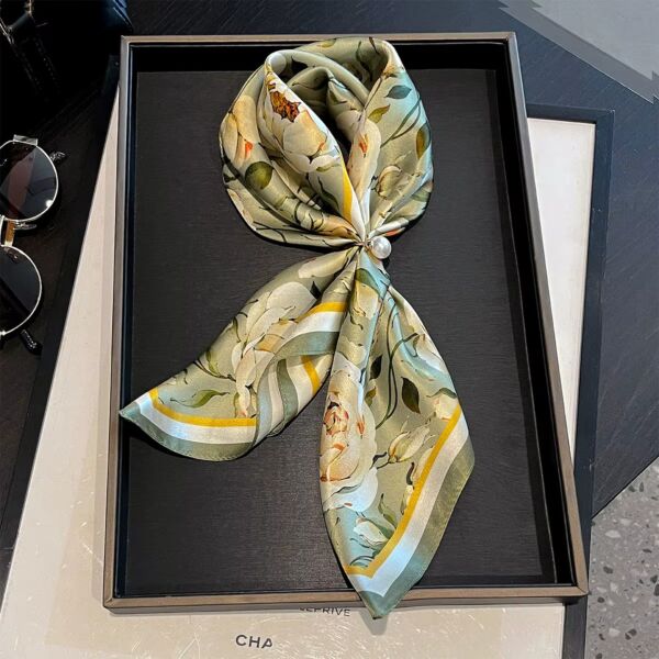 Silk Neckerchief Roses on Green