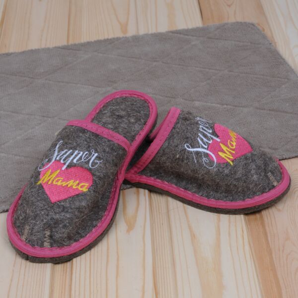 Super Mom Closed Toe Women&#039;s Wool Slippers