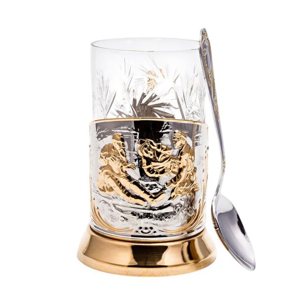 Hunters at Rest Drinking Tea Glass Holder