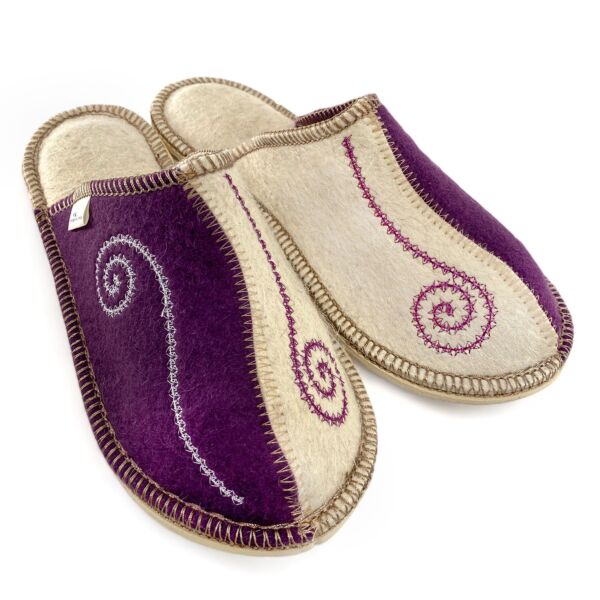 Lilac Women&#039;s Wool Slippers. Felt