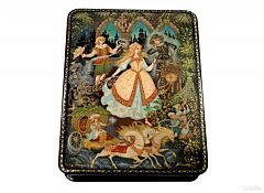 Cinderella Lacquer Miniature Handmade Jewelry Trinket Box
