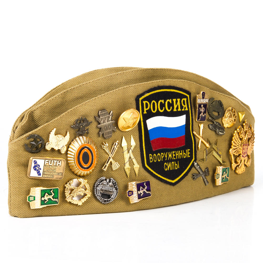 Side Cap (Pilotka) with Pins | Product 