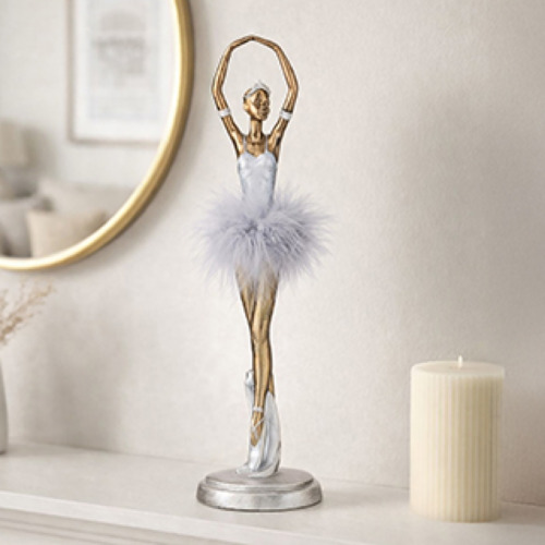 Figurines